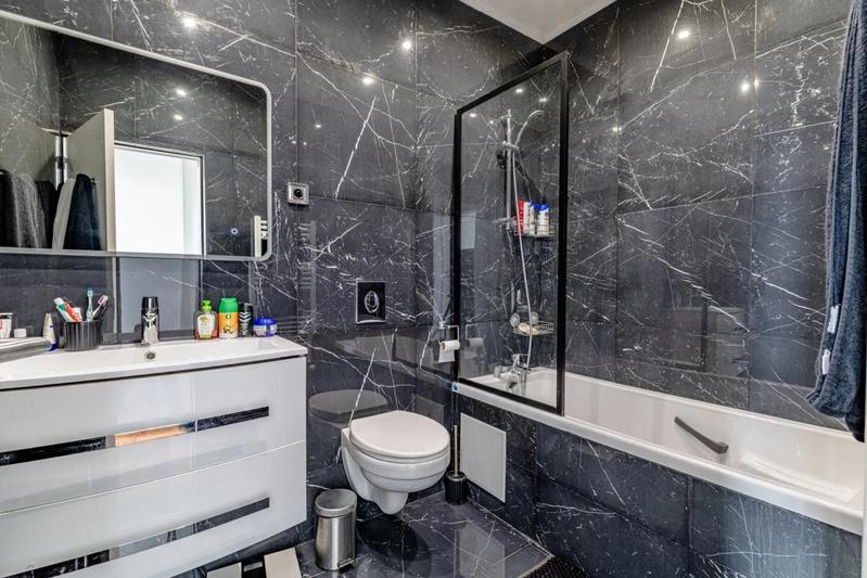 Appartement - 103 m² - 5 pièces