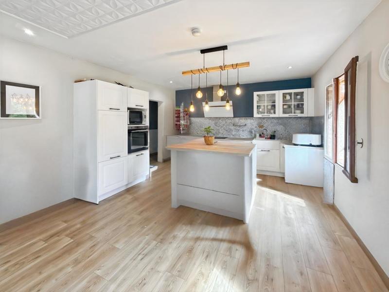 Maison - 135 m² - 5 pièces