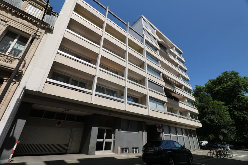 Parking / Garage - 12 m²