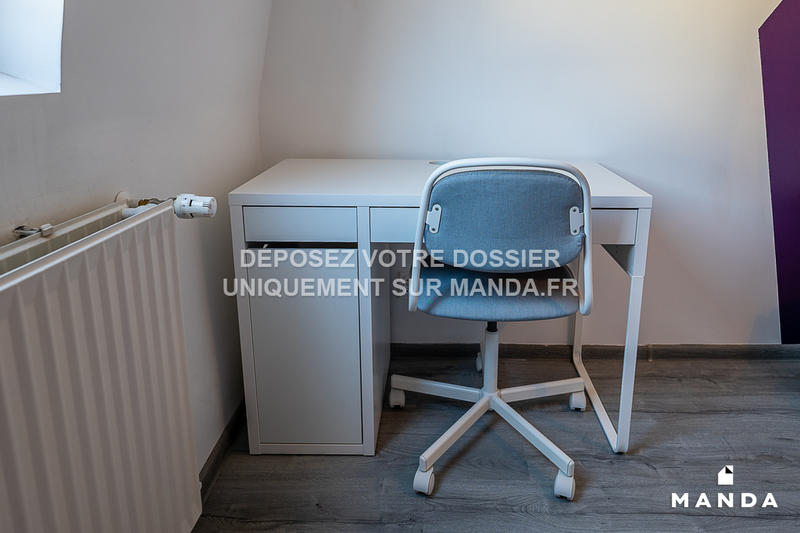 Chambre - 11 m² - 4 pièces