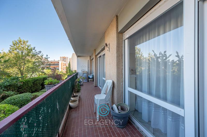 Appartement - 82 m² - 3 pièces