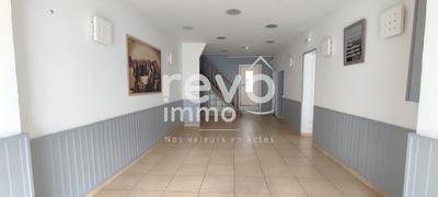 Local d'activités - 370 m² - 12 pièces