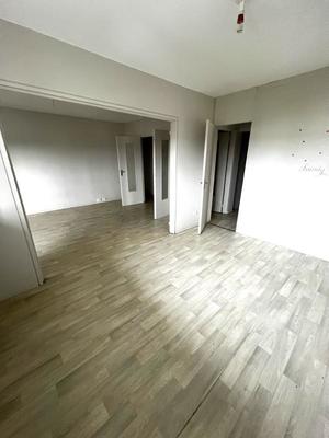 Appartement - 95 m² - 3 pièces