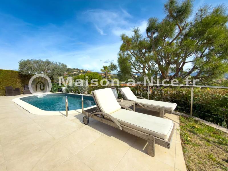 Maison - 147 m² - 5 pièces