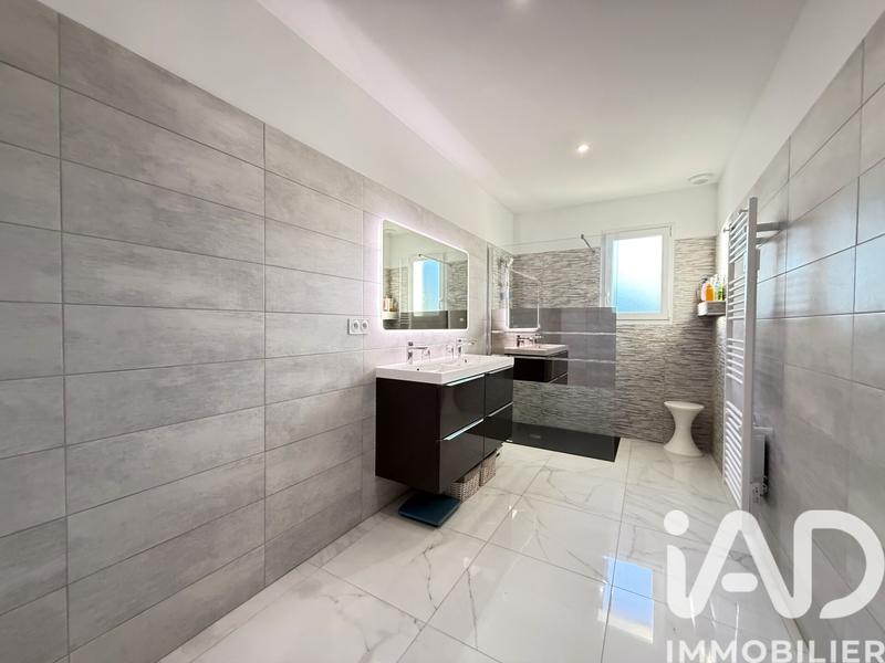 Maison - 112 m² - 4 pièces