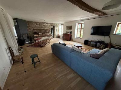 Maison de campagne - 245 m² - 11 pièces