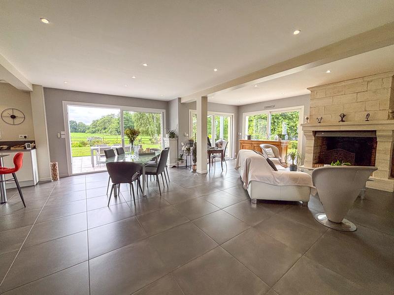 Maison contemporaine - 200 m² - 6 pièces