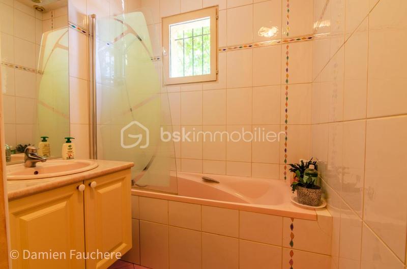 Maison - 148 m² - 7 pièces