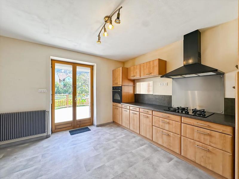 Villa - 154 m² - 9 pièces