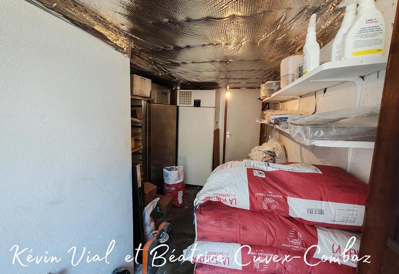 Local commercial - 375 m²