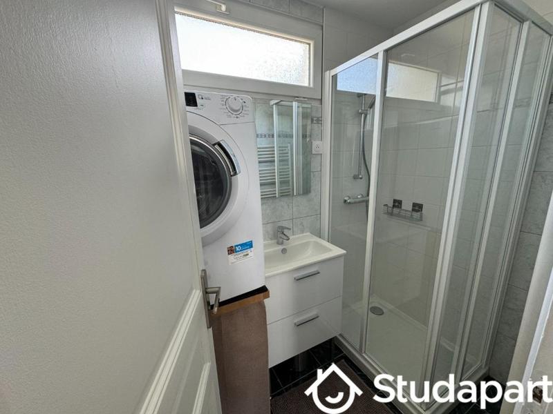 Chambre - 16 m² - 1 pièce