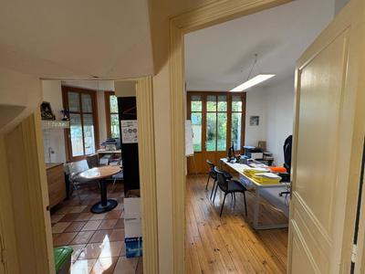 Maison - 107 m² - 6 pièces