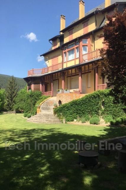 Demeure - 1 100 m² - 16 pièces