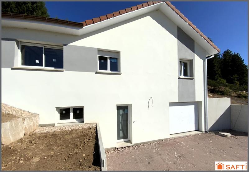 Maison - 140 m² - 6 pièces