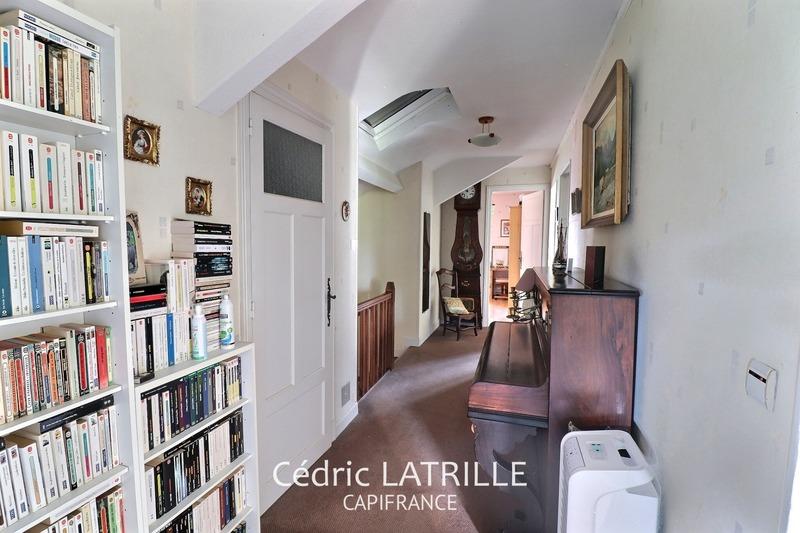 Maison - 200 m² - 8 pièces