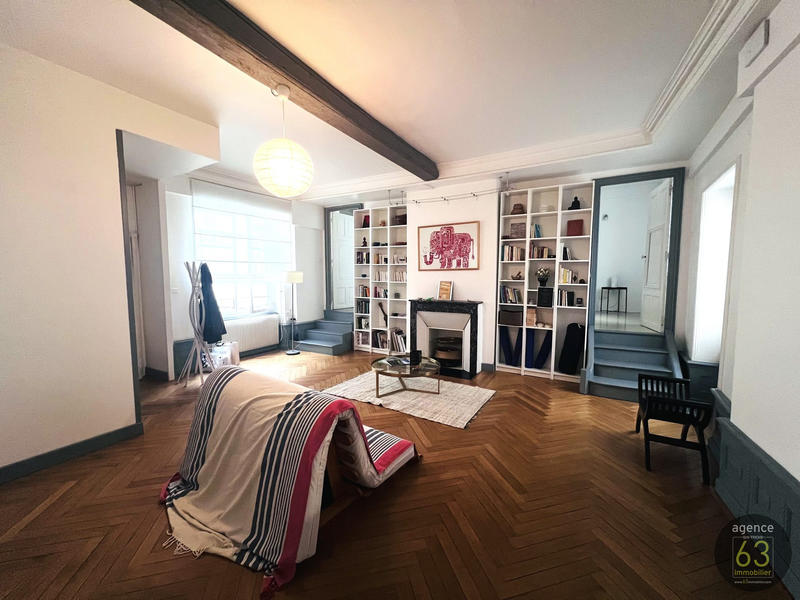 Appartement - 67 m² - 2 pièces