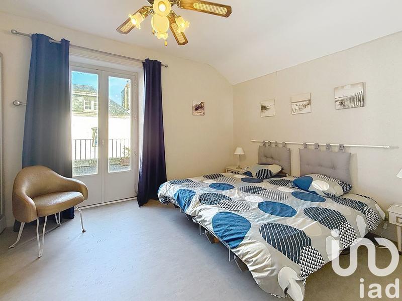 Appartement - 197 m² - 6 pièces