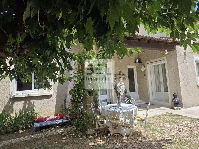 Villa - 107 m² - 6 pièces