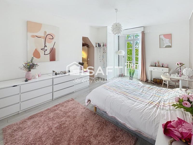 Maison - 195 m² - 6 pièces