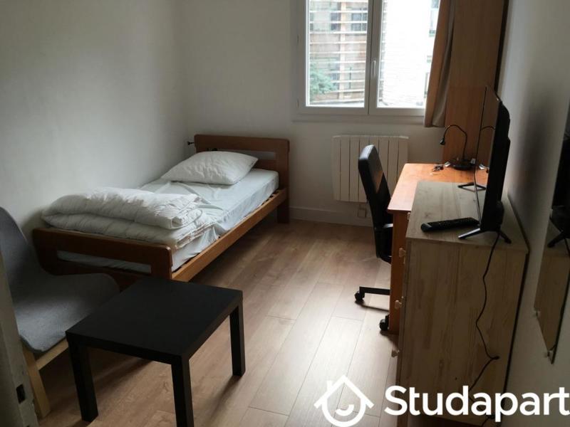 Chambre - 13 m² - 1 pièce