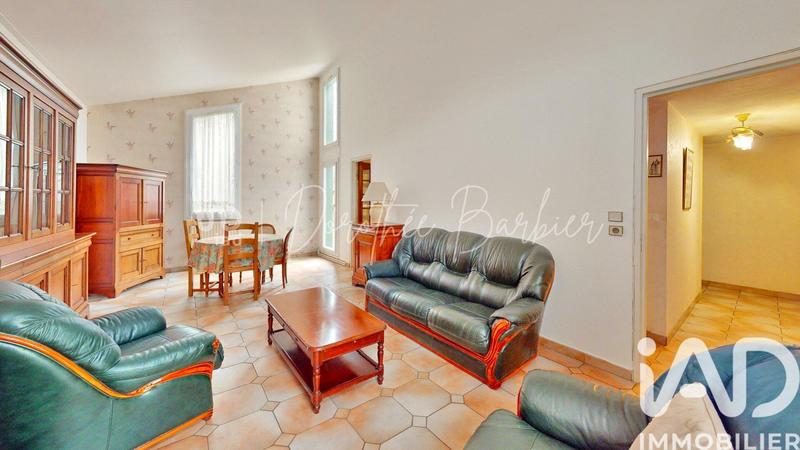 Maison - 98 m² - 4 pièces