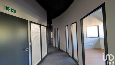 Local commercial - 304 m²