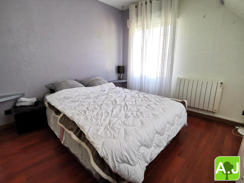 Maison - 109 m² - 6 pièces