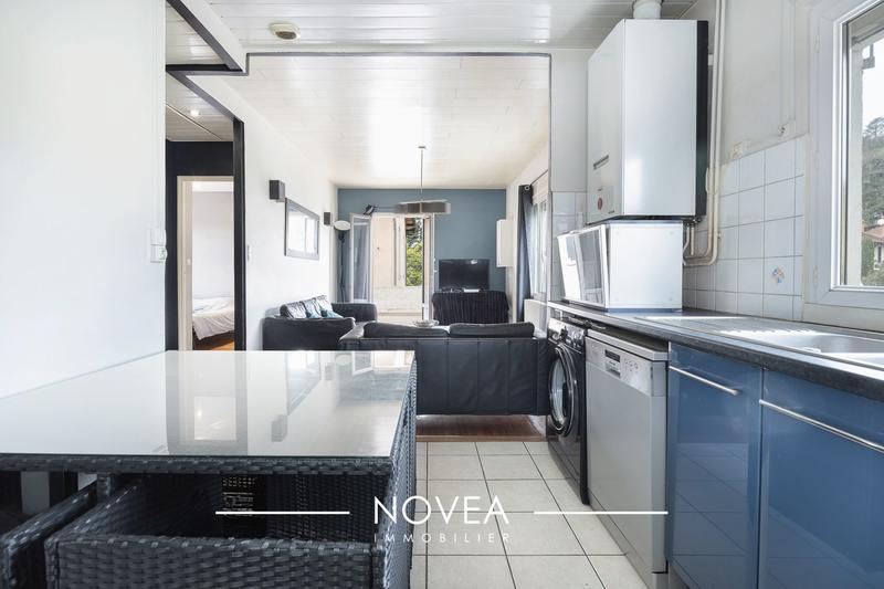 Appartement - 70 m² - 4 pièces