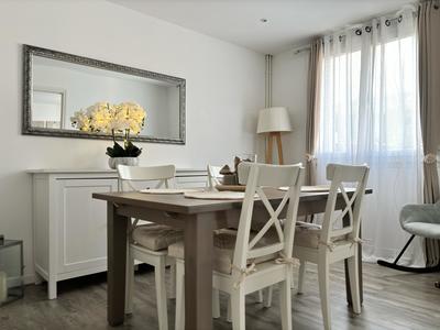 Appartement - 61 m² - 4 pièces