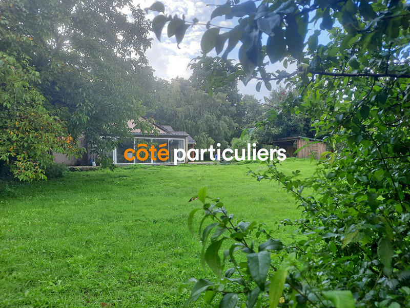 Maison - 255 m² - 8 pièces