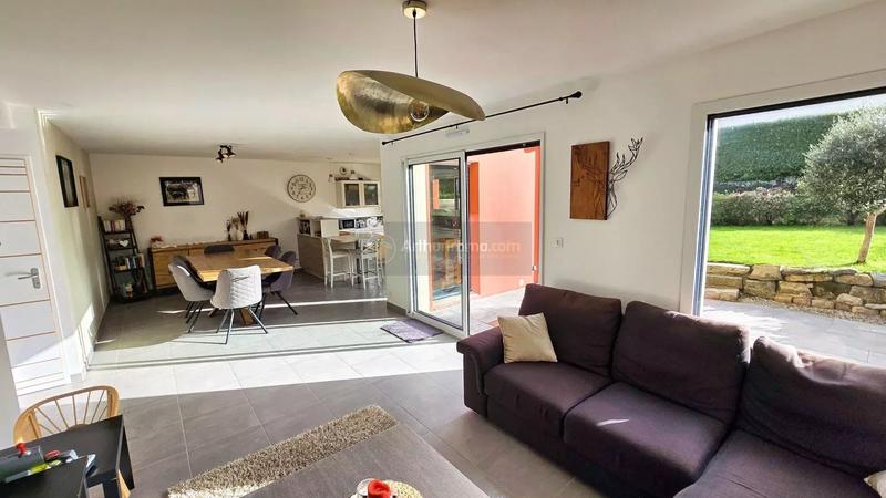 Maison - 124 m² - 6 pièces