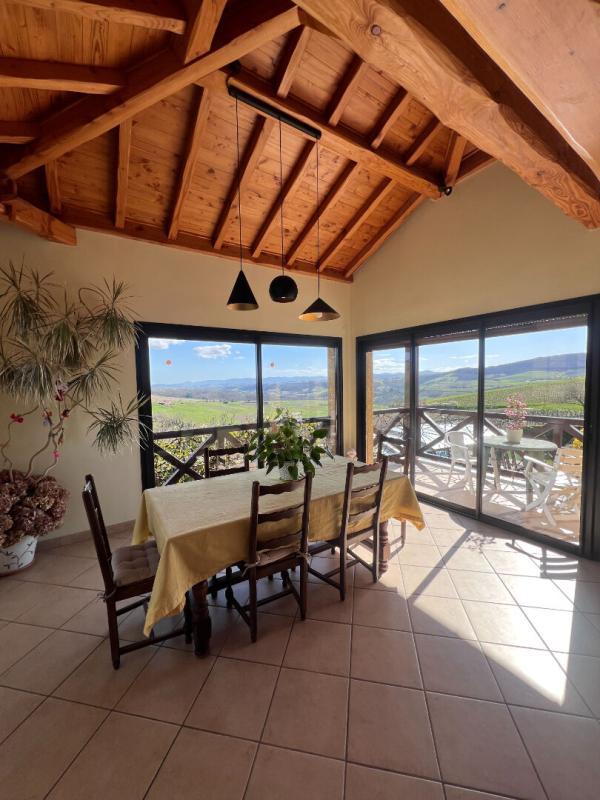 Maison - 190 m² - 8 pièces