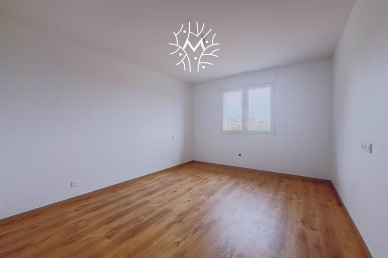 Maison - 87 m² - 4 pièces