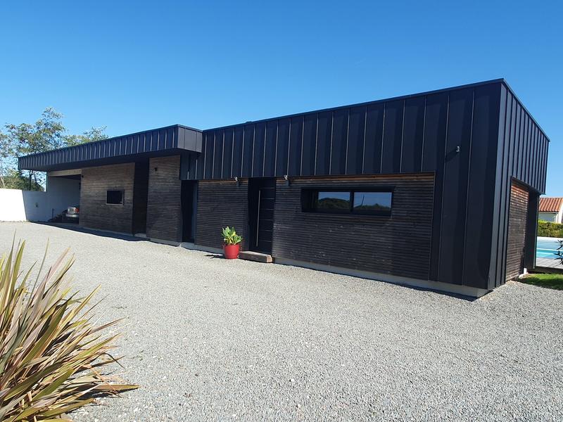 Maison - 200 m² - 8 pièces