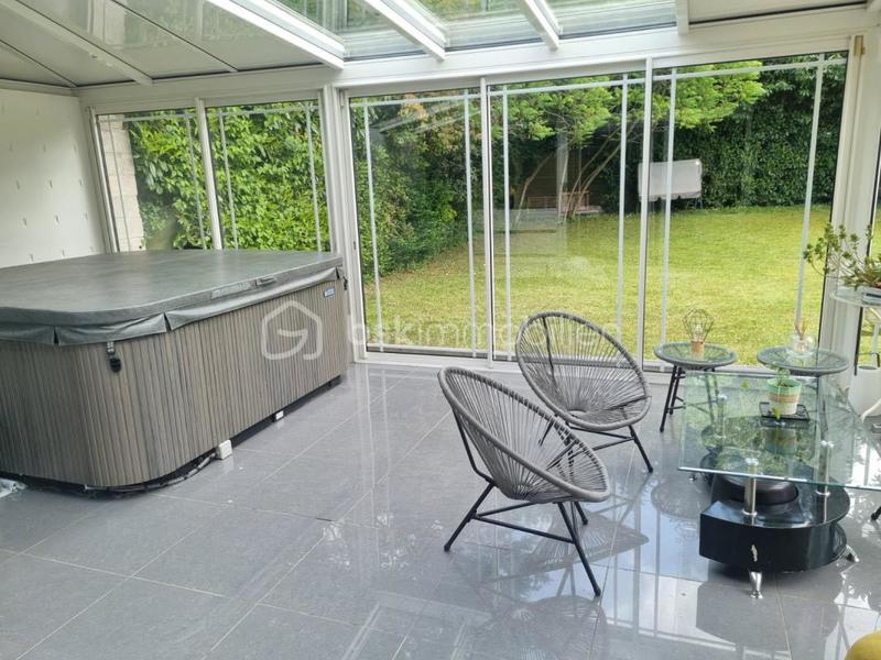 Maison - 150 m² - 6 pièces