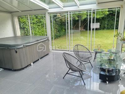 Maison - 150 m² - 6 pièces