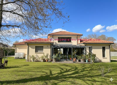 Maison - 125 m² - 5 pièces