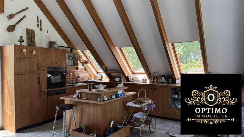 Maison contemporaine - 204 m² - 7 pièces