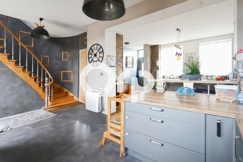 Maison - 176 m² - 6 pièces