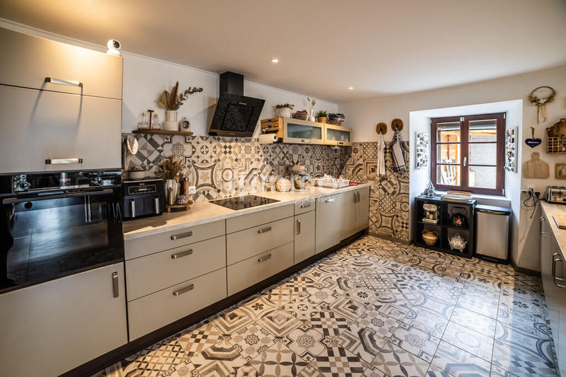 Maison de campagne - 200 m² - 5 pièces