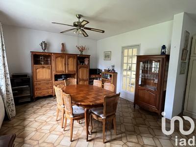 Maison - 180 m² - 6 pièces