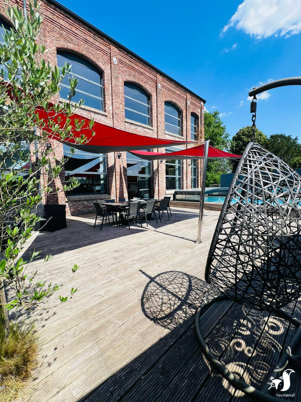 Maison - 300 m² - 8 pièces