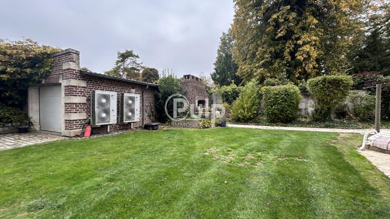 Maison bourgeoise - 232 m² - 11 pièces