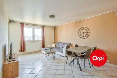 Appartement - 83 m² - 4 pièces