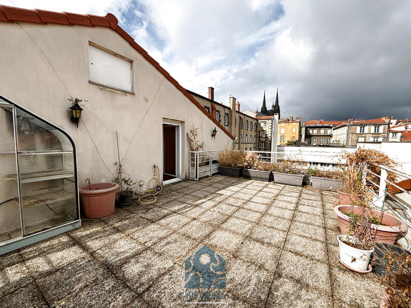 Appartement - 148 m² - 6 pièces