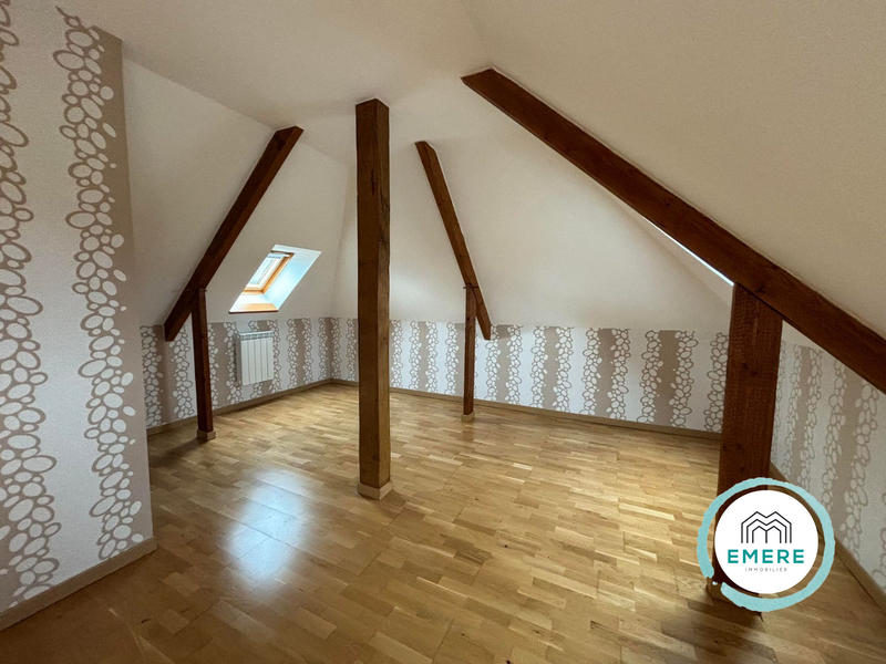 Maison - 175 m² - 7 pièces