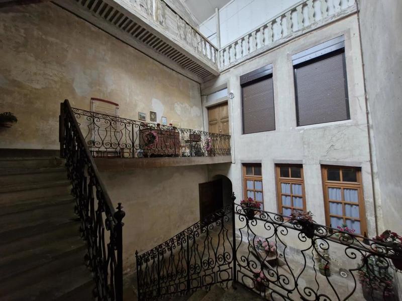 Maison de ville - 214 m² - 11 pièces