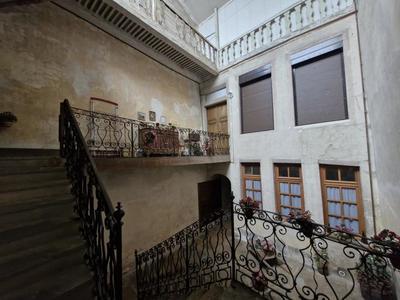 Maison de ville - 214 m² - 11 pièces