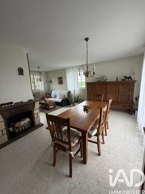 Maison - 94 m² - 5 pièces