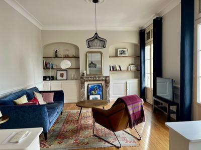 Appartement - 96 m² - 3 pièces